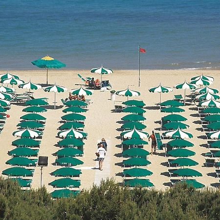 Hotel Doge Альба-Адриатика Экстерьер фото