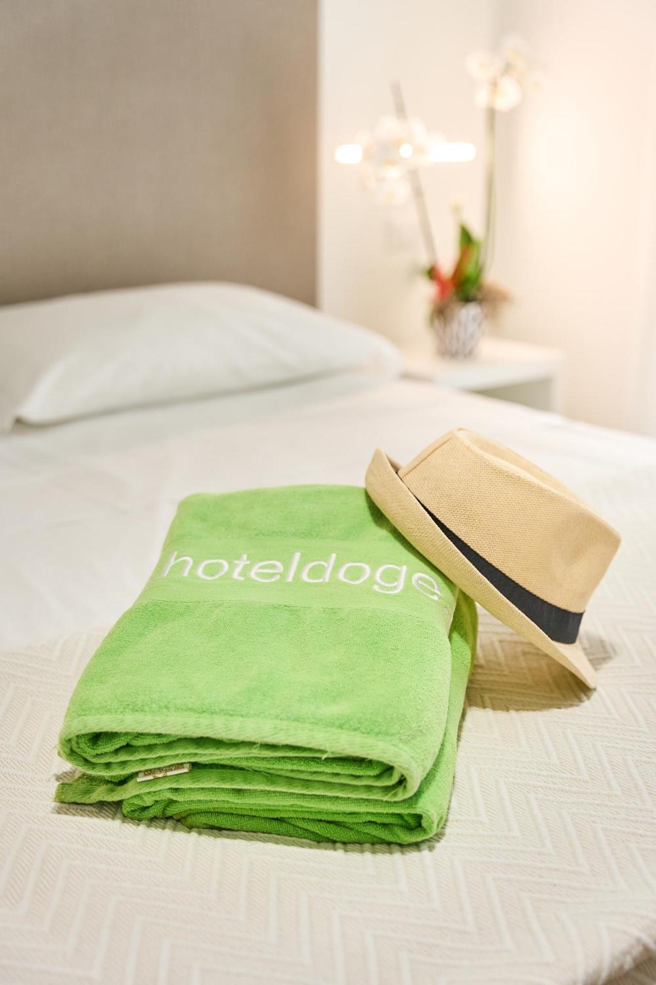 Hotel Doge Альба-Адриатика Экстерьер фото